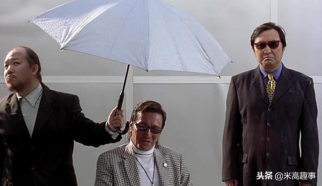 周星驰电影中的不为人知的细节,周星驰电影为啥过了5年才火