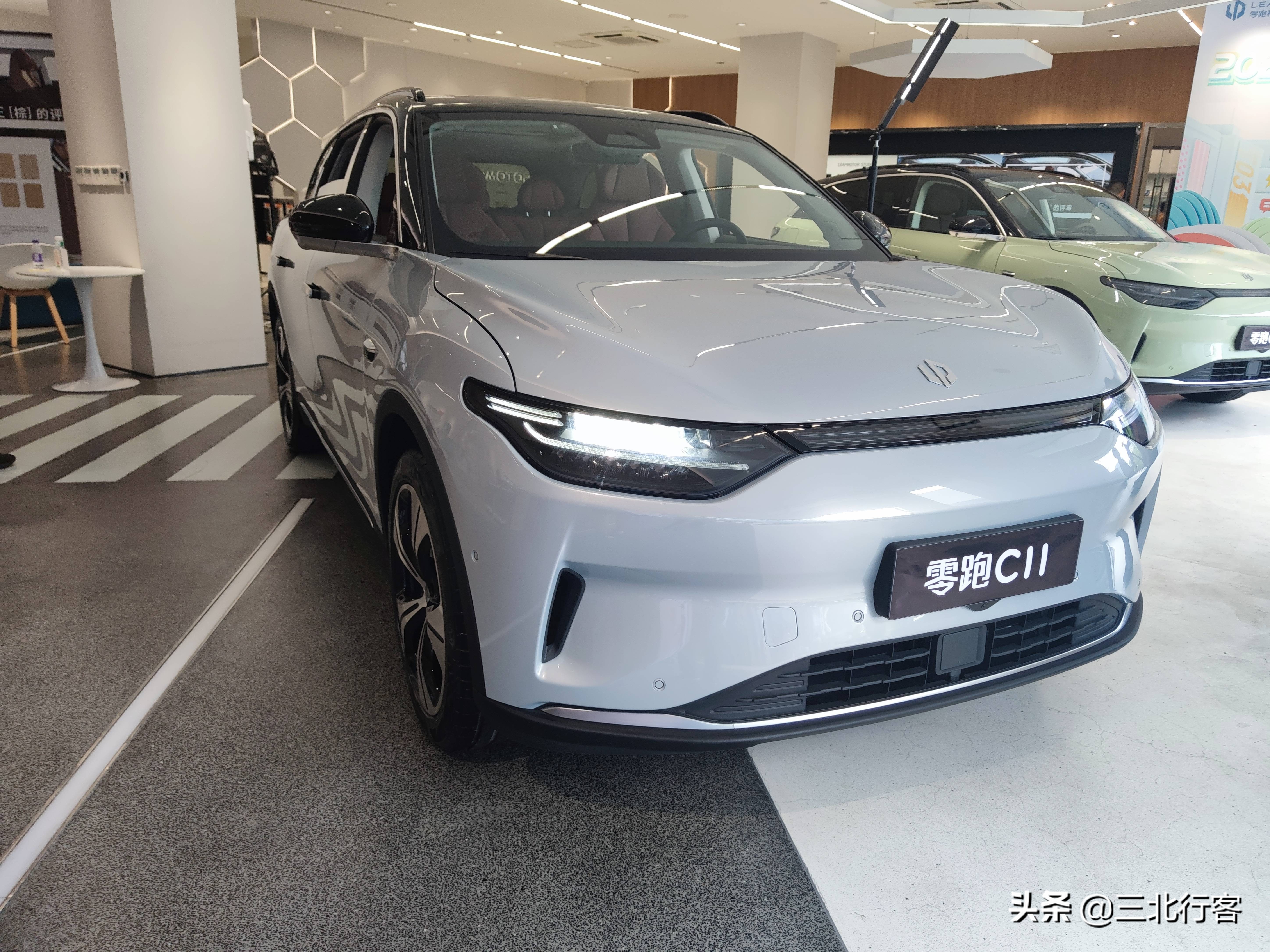 零跑c11增程版改装外观,零跑c11增程版内饰颜色实拍