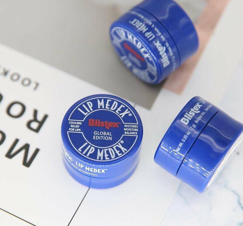 又贵又不好看的口红,口红推荐涂上非常滋润非常光滑