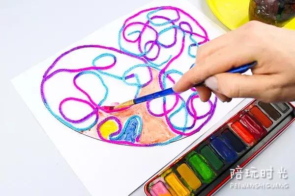 家里的旧毛衣别扔，娃一年的幼儿园作业就靠它了！