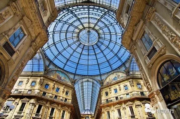 跟着赫本去旅行,奥黛丽赫本罗马假日的绝美镜头