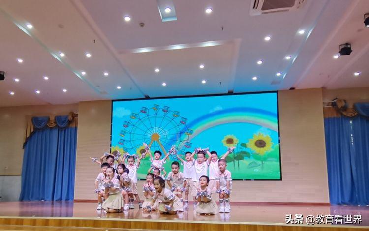 童心向党放飞梦想幼儿园美篇,童心向党幼儿园大班毕业典礼方案