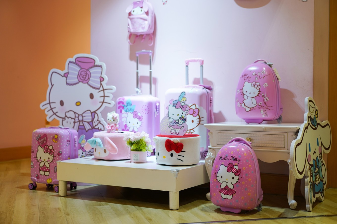 hellokitty邀请函,hellokitty的邀请函