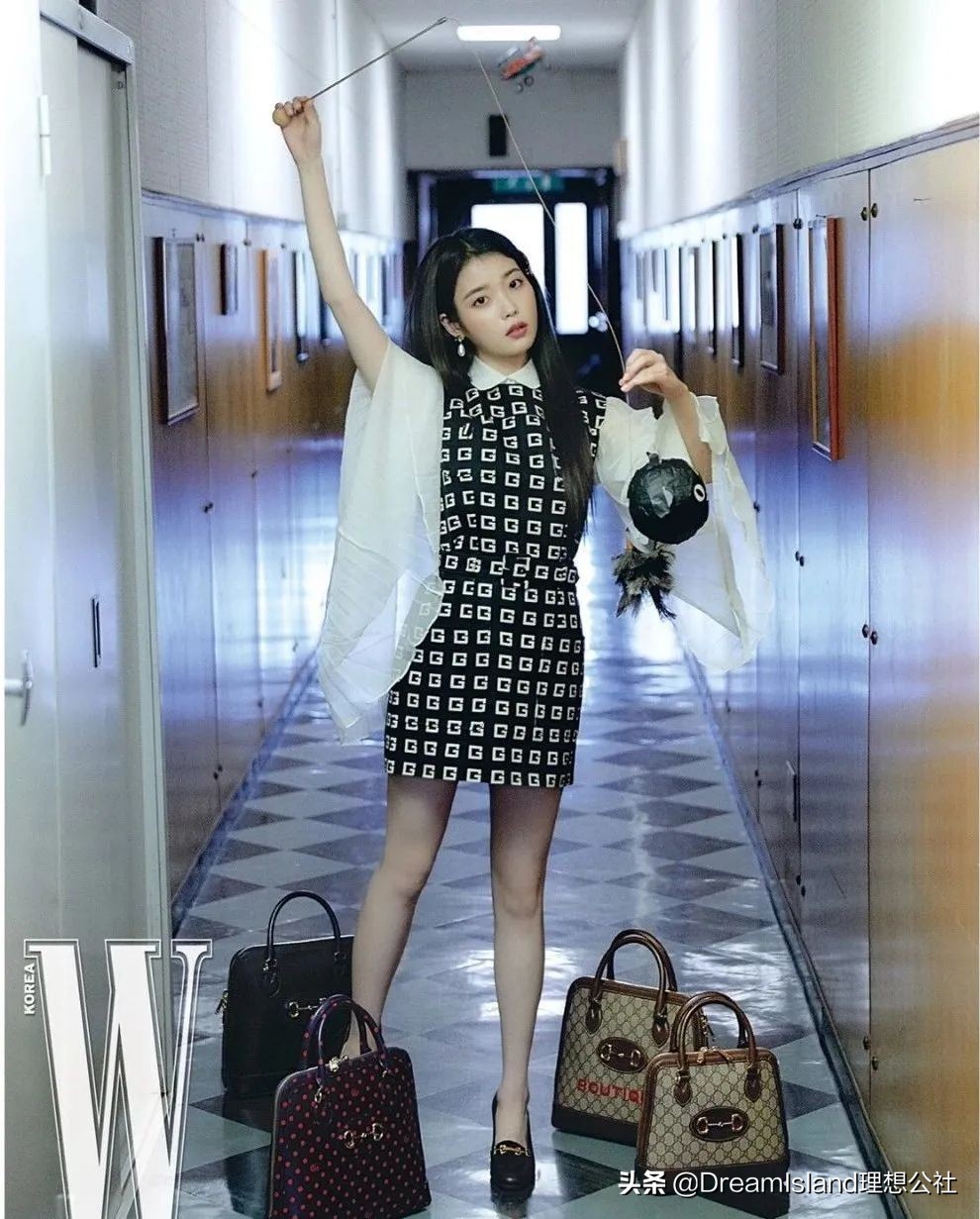 街拍白色乐福鞋,达妹街拍图文