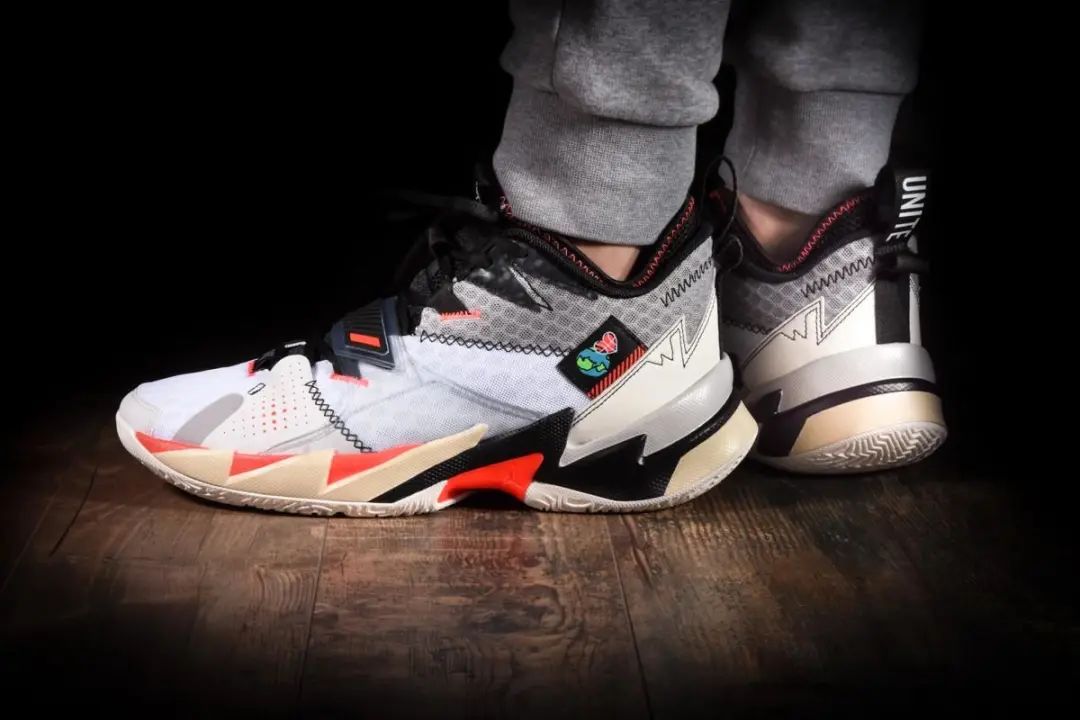 年度实战鞋王排名,年度销量跑步鞋