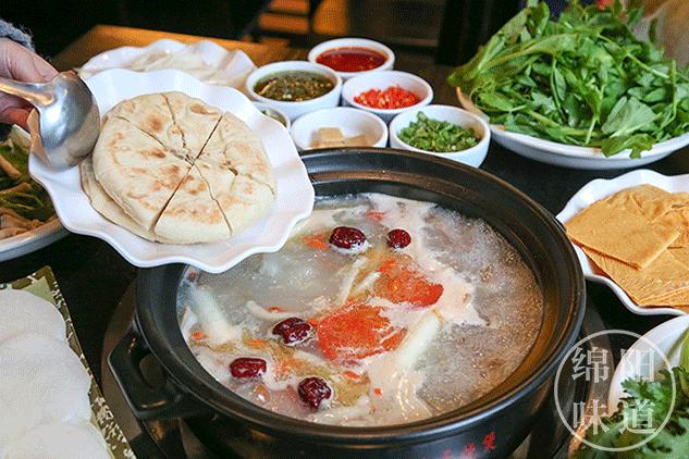 吃一只烤全羊,吃一只羊送一只羊