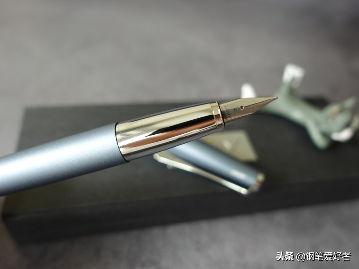 lamy薄荷绿钢笔,lamy钢笔测评视频