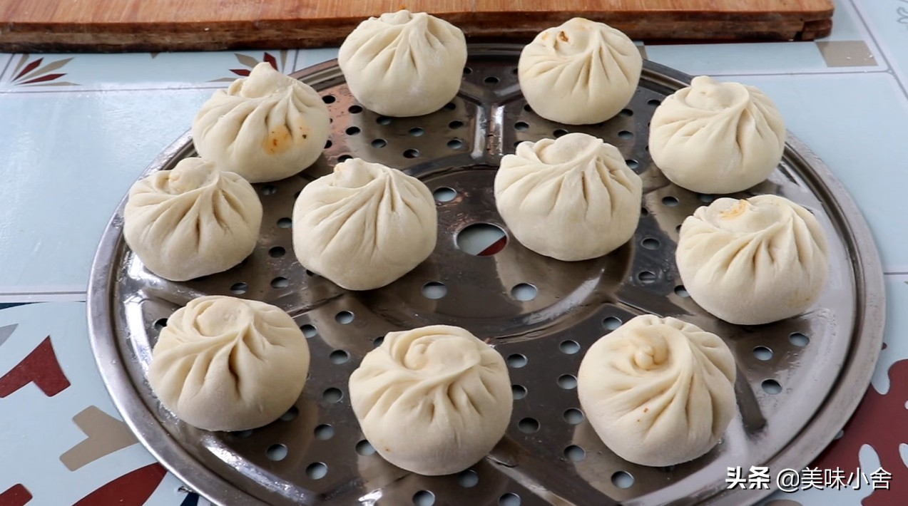 包子店蒸包子不塌陷不回缩技巧,蒸包子三层蒸锅下层包子塌陷问题