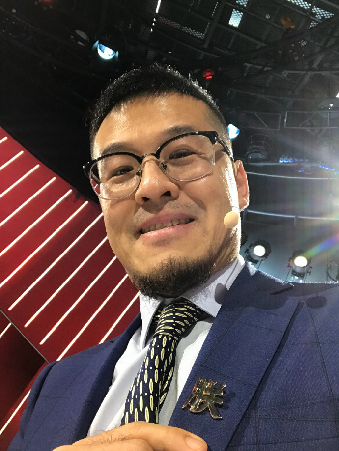 杨毅评价足球名记,体坛名记怒怼里皮完整版