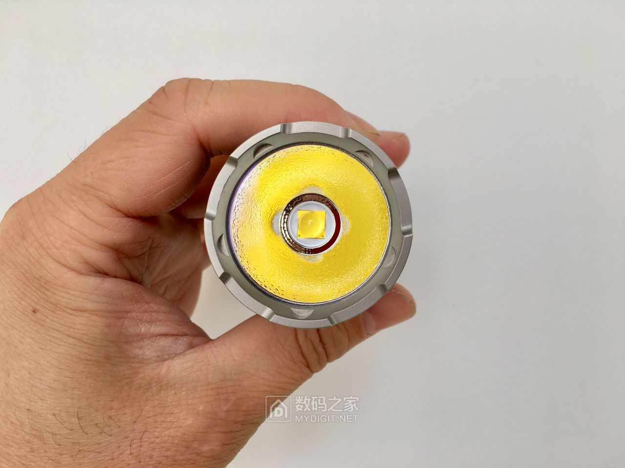 亮骚本领强！售价568元的迈偲特TS70手电筒入手评测体验