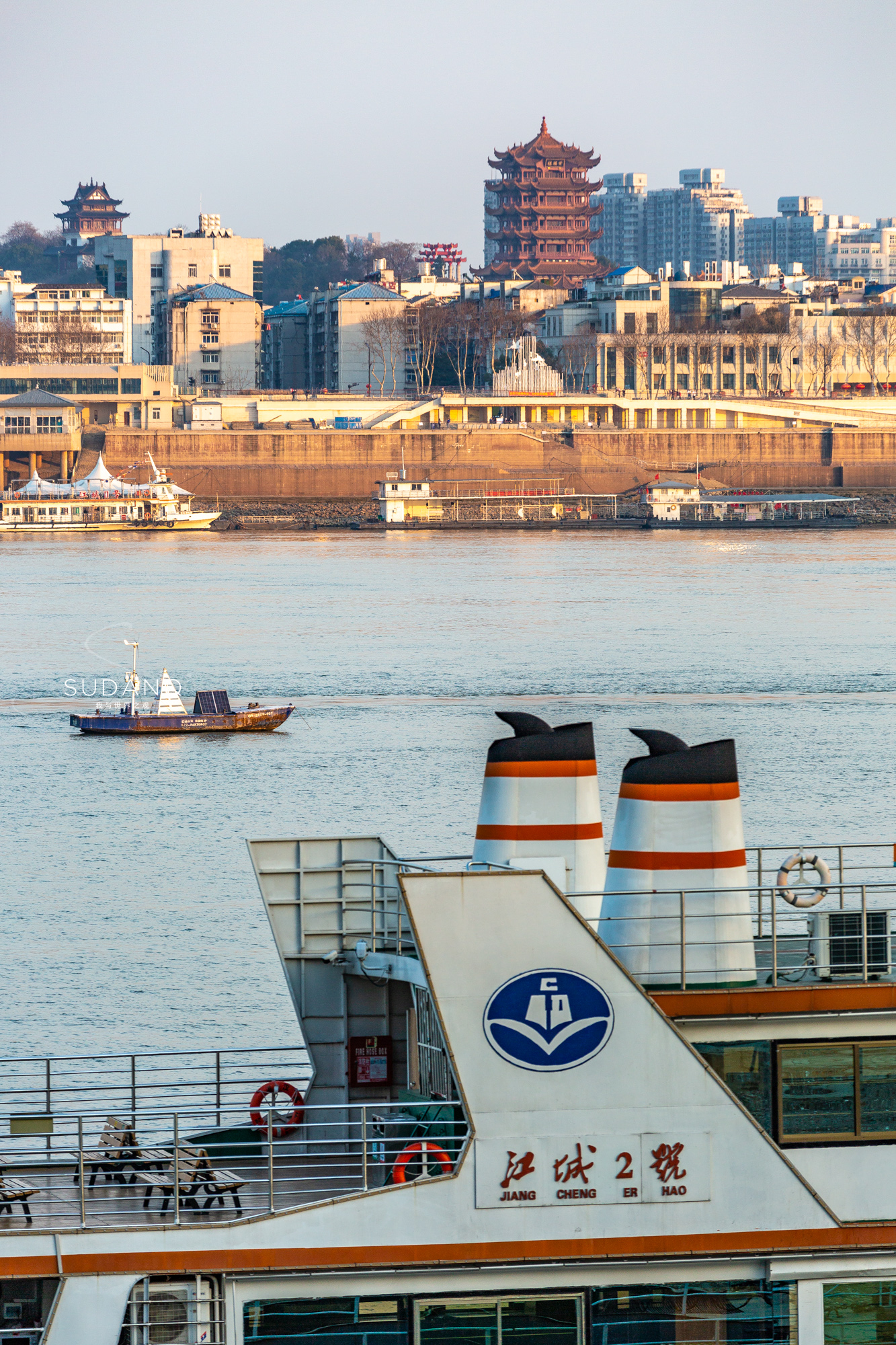 武汉是个怎么样的城市,武汉是怎样的一座城