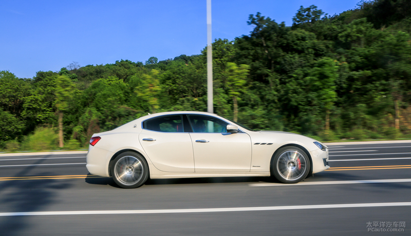 玛莎拉蒂ghibli和s350,玛莎拉蒂ghibli测试评价