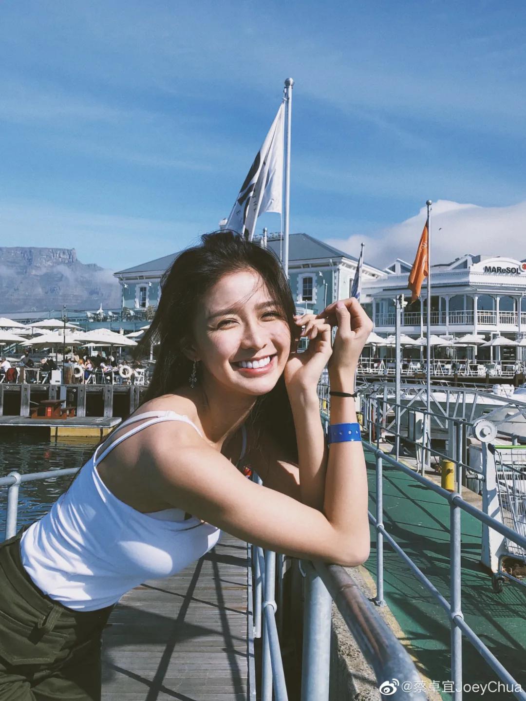 别的不说，《青你2》的*服私**是真的可！