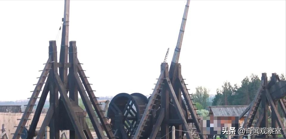 全球十大恶人榜榜首，号称“本拉登第二”，却2次成功越狱