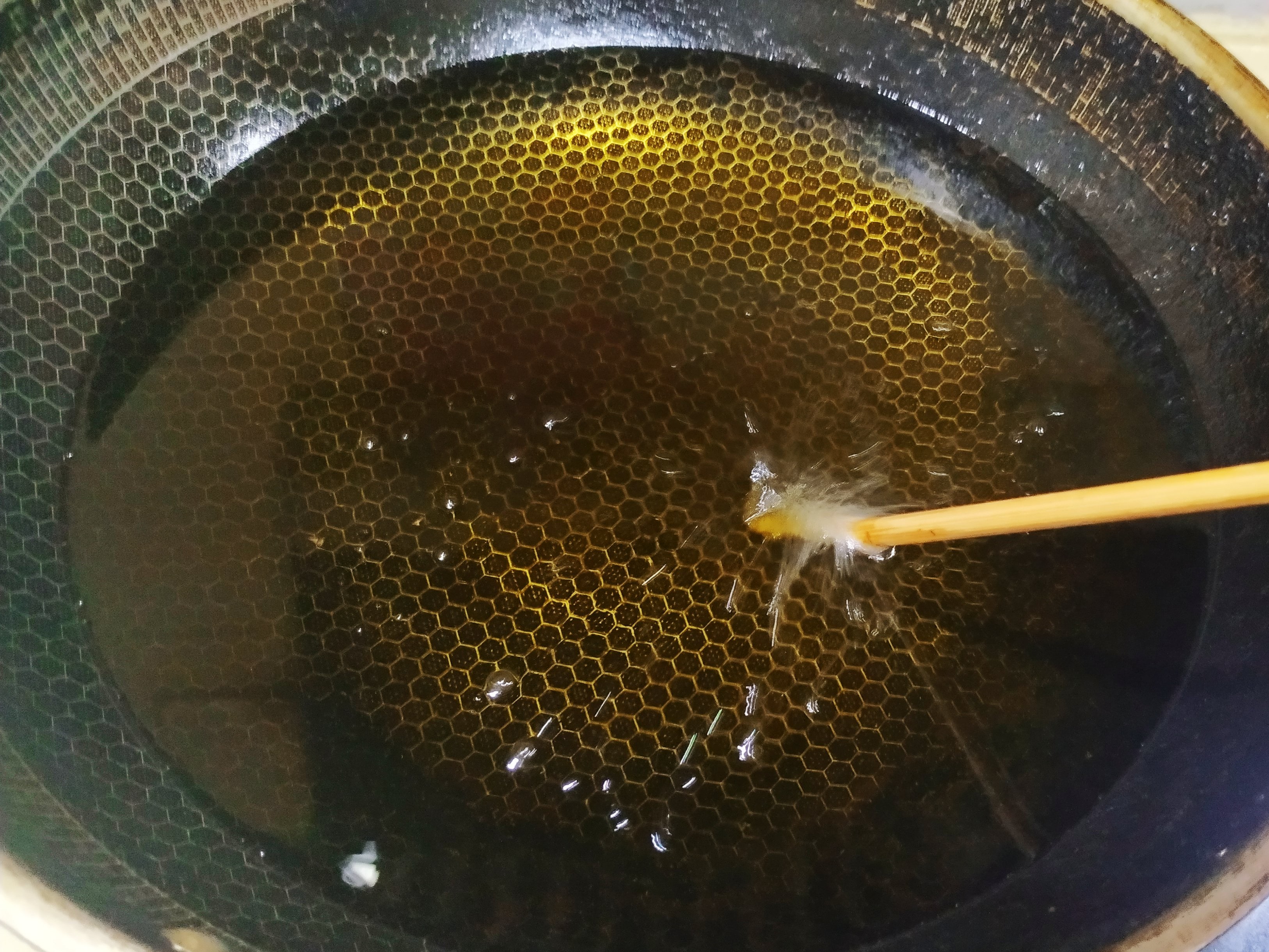 炸油条用脆皮油条粉还用放酵母吗,炸油条酵母碱油条店老板教你做法