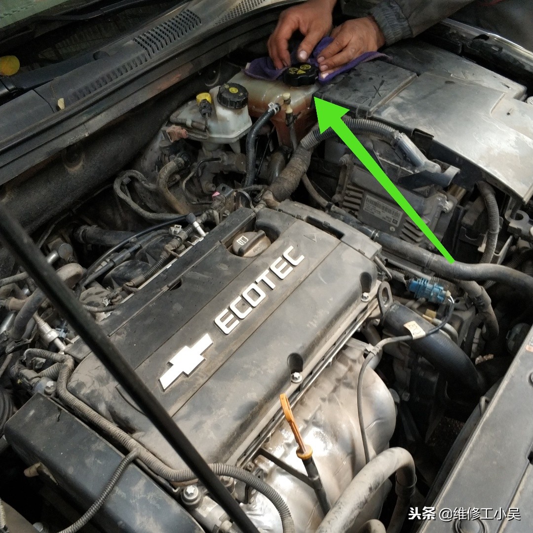 雪佛兰1.0t发动机抖动噪音大,12年雪佛兰赛欧噪音大是什么原因