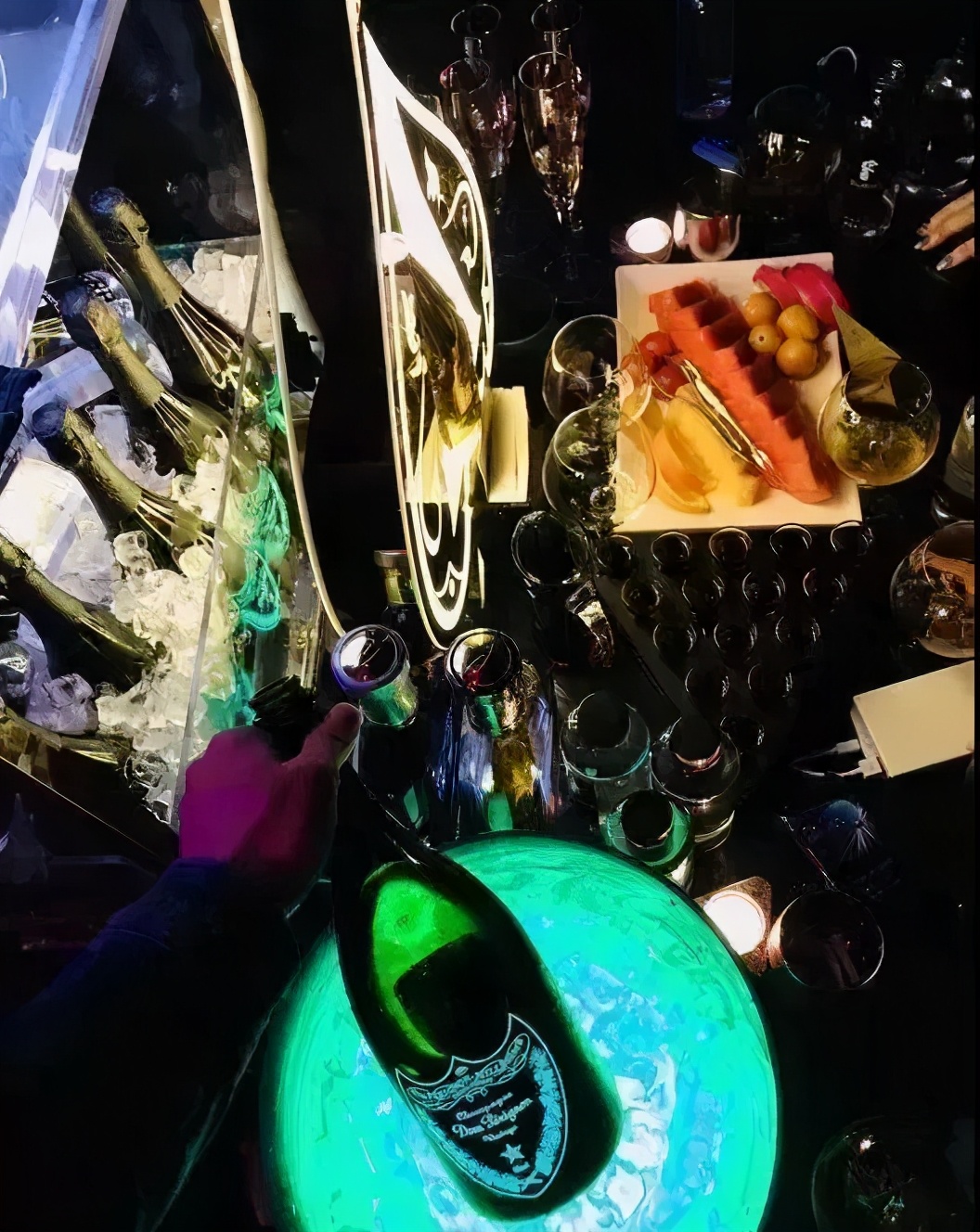 夜店蹦迪都有哪些坑,夜店蹦迪操作模式