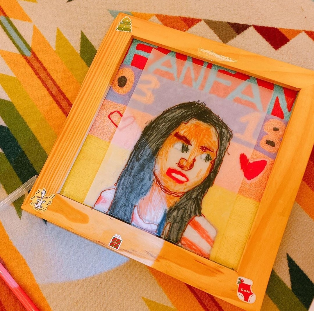 范玮琪画中画,飞飞图画