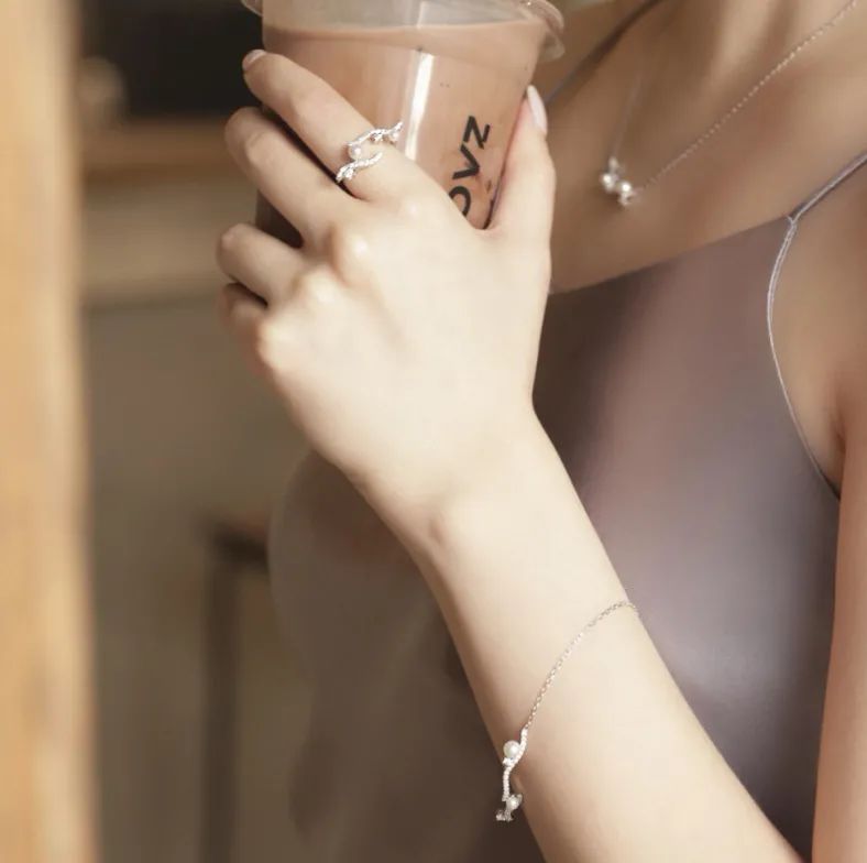 微胖女生的100个技巧,微胖女生显瘦攻略