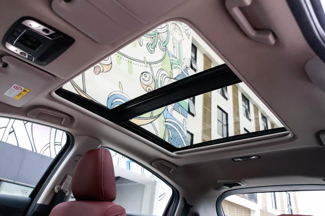 换装“超跑”发动机，安全配置丰富！试驾本田新款缤智