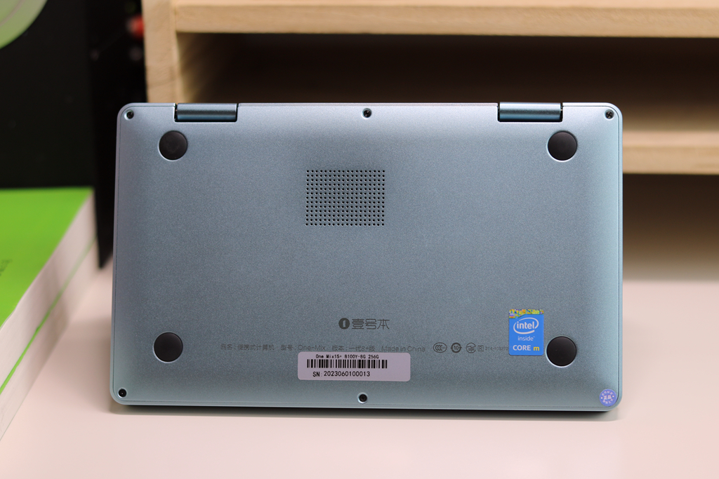 把电脑装口袋是什么操作？国产品牌壹号本出新品，网友称太迷你了