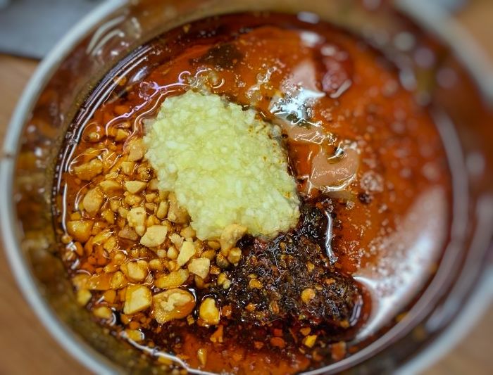 藏着人间烟火气的麻辣烫老店,麻辣烫特别好吃的一家