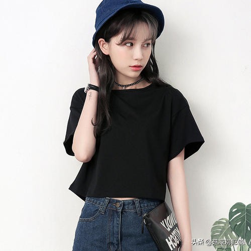 皮肤黑黄适合穿抹茶色吗,皮肤黄穿奶油黄好看吗