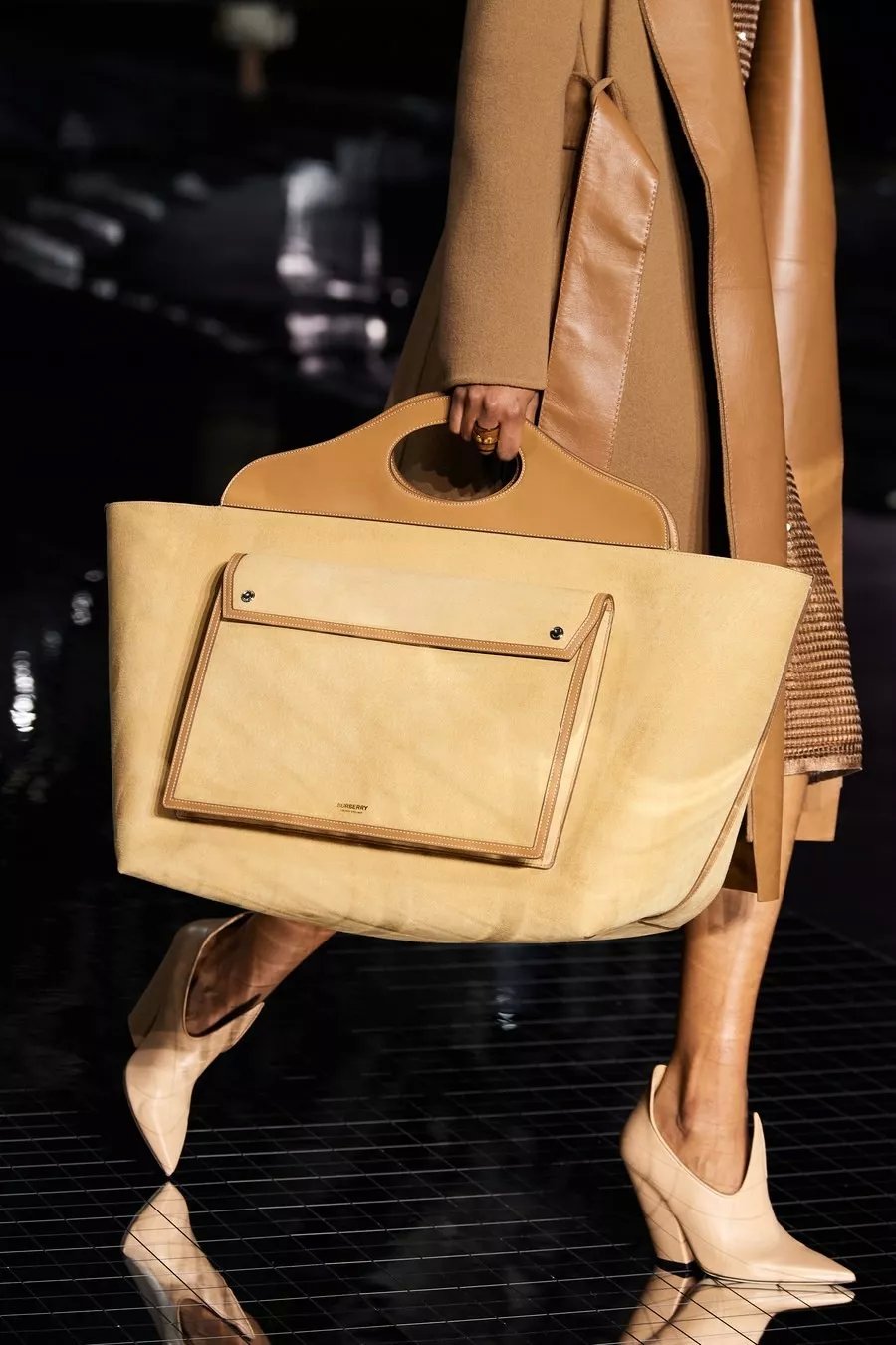 2019伦敦时装周时髦的冬天穿搭,2020年伦敦时装周视频