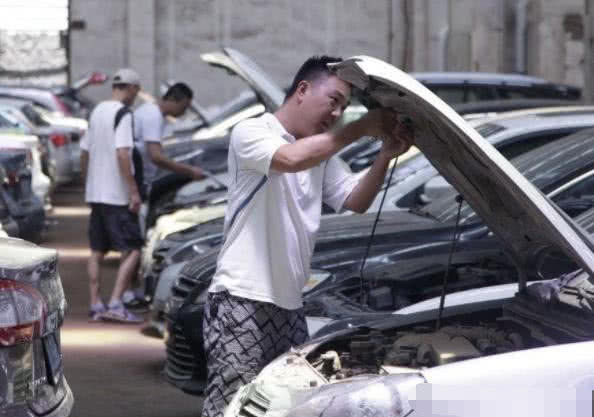 广州泡水车出售100元,车贩子暴雨