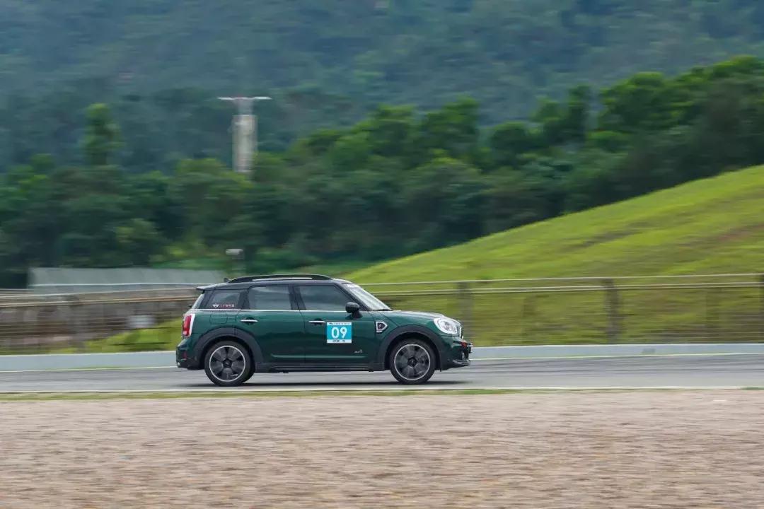 为了这场比赛，我买了一台MINI！