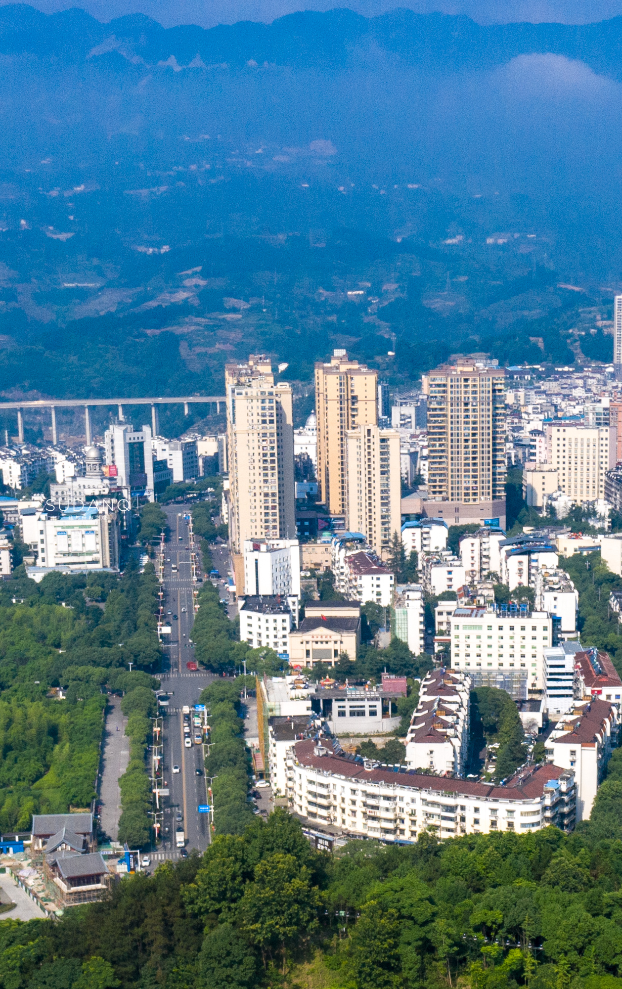 三峡大坝风景如画的地方,美丽壮观的三峡大坝及其周边风景