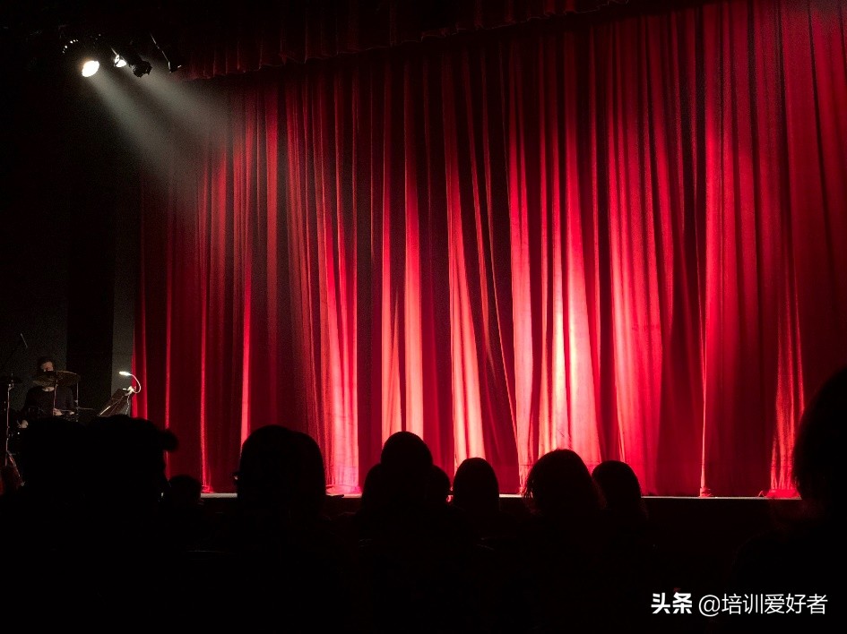 演讲引人入胜的技巧,演讲中如何让观点引人入胜