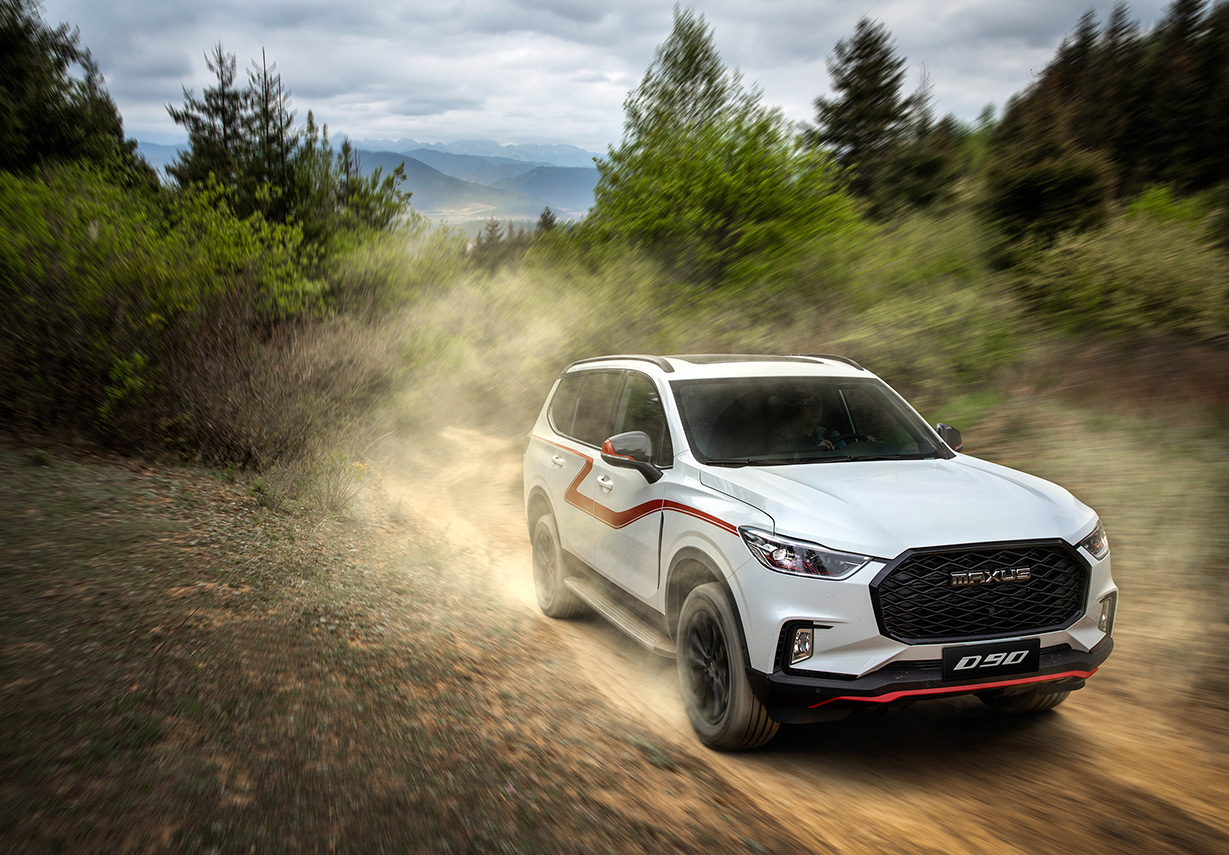 暴雨围城买不起霸道这四款20万级带大梁的四驱车帮你渡劫