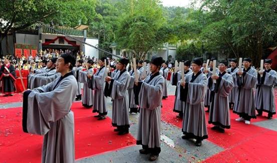 为什么清朝不让基督教传播,为何清朝不全面禁止基督教