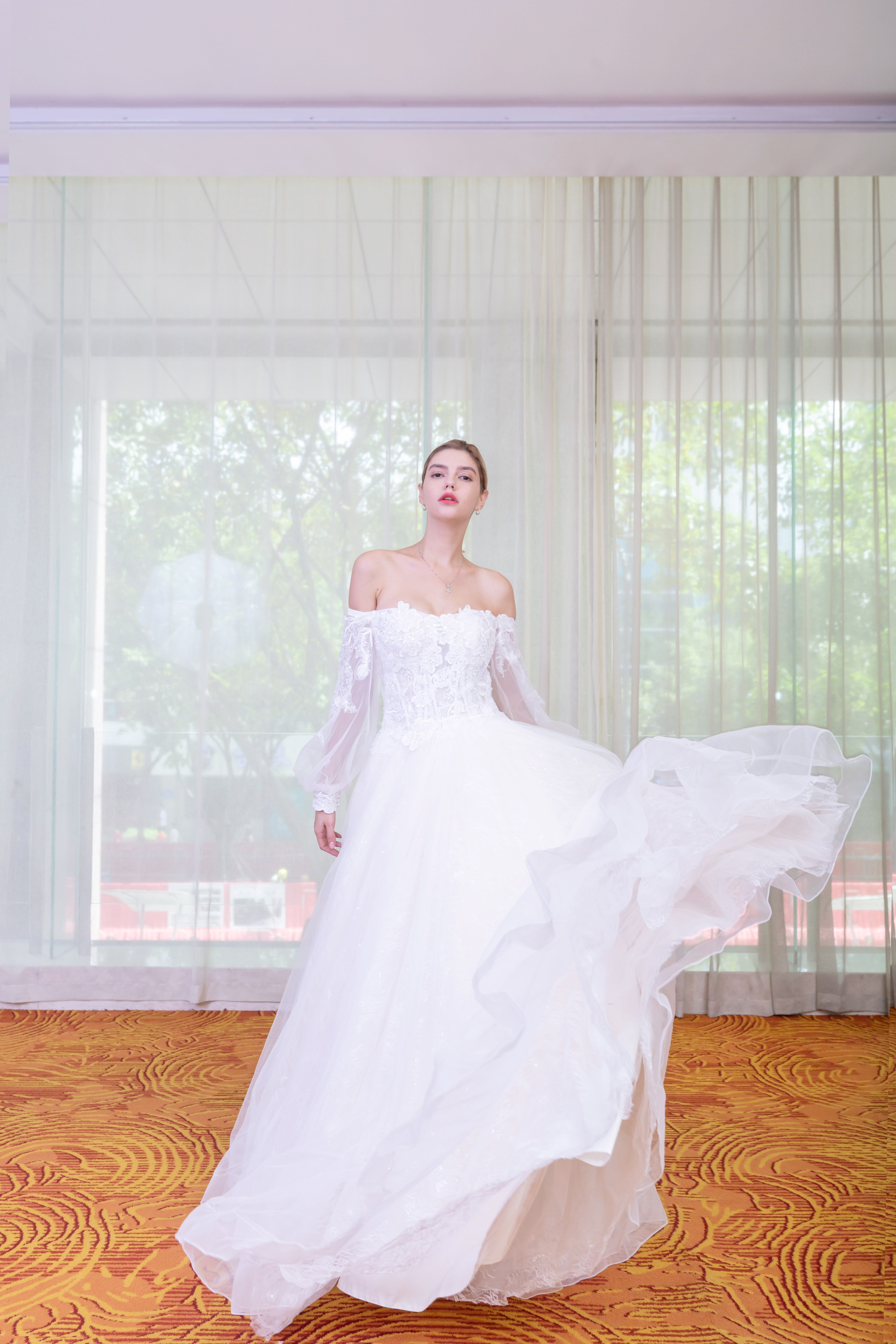 八月的天气好凉,八月好天气视频