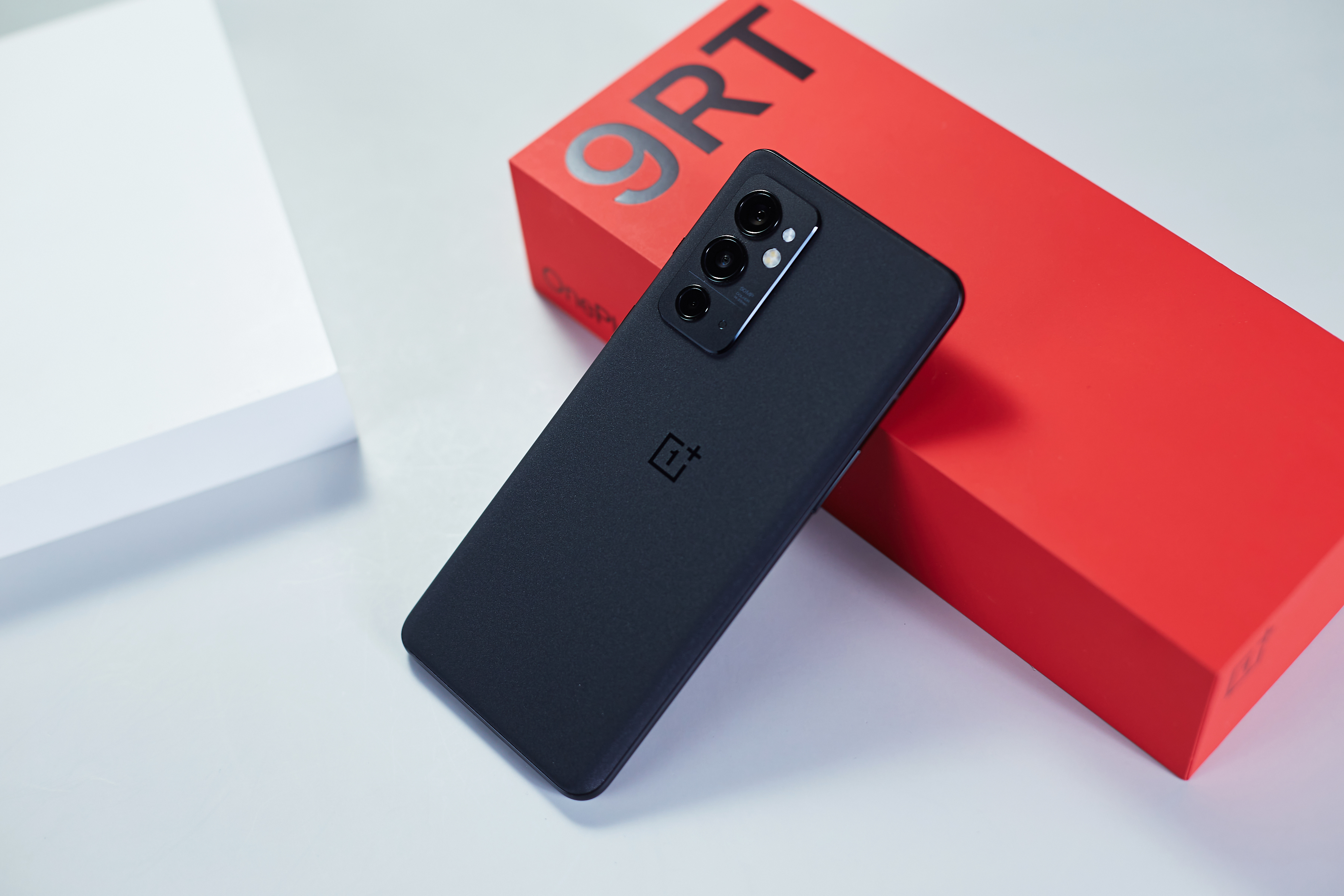 什么手机拍照可以和单反差不多,拍摄最好用什么手机相机