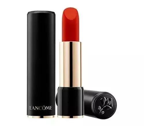 燕麦色大衣好看还是黑色大衣好看,燕麦色大衣配什么色高领打底好看