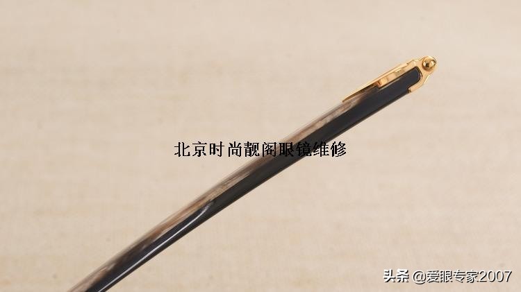 卡地亚眼镜原装镜片有什么效果 (卡地亚眼镜的缺点)