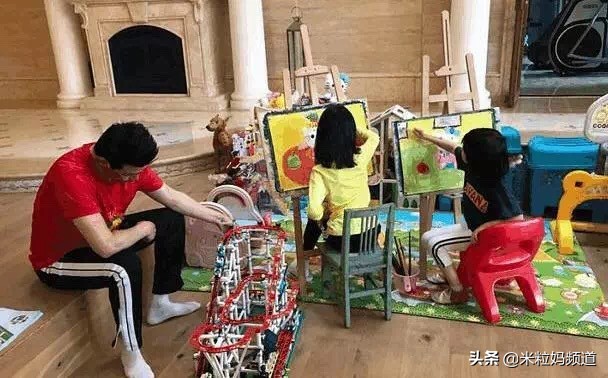 穷养女儿的小S和富养女儿的大S，究竟谁的孩子更有出息？