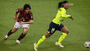 c罗生涯十大不可思议的进球,c罗的过人动作有多牛