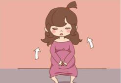 为什么怀孕期容易有痔疮,孕妇在怀孕期间有痔疮是怎么回事