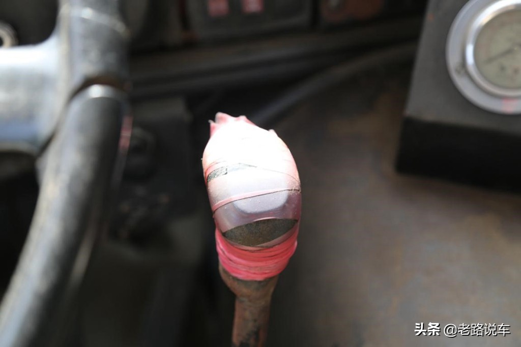 斯太尔血脉超级少见的黄河牌JN3261公铁两用卡车