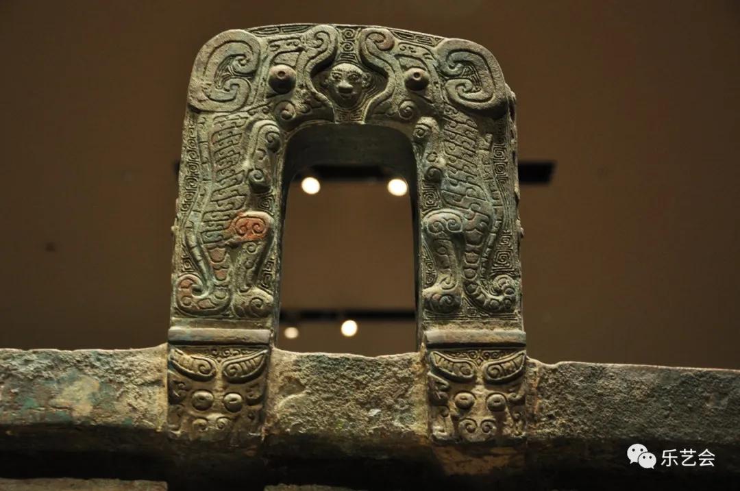 汉代青铜鼎三足鼎价格,海内著名三件青铜大鼎