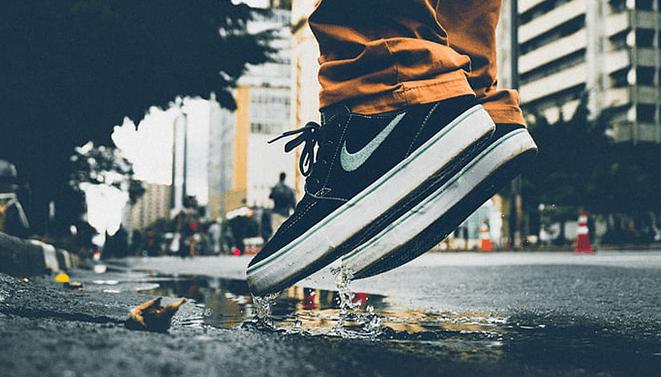 耐克创始人菲尔奈特身价,菲尔奈特和谁创办了耐克