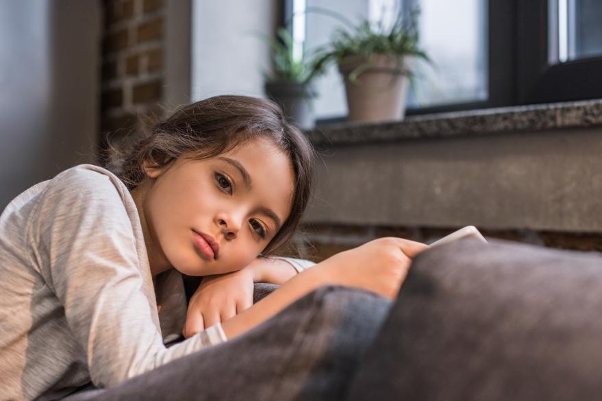 孩子总打岔,孩子说话打岔怎么引导