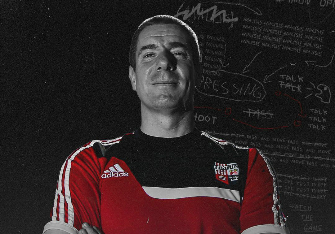 伦敦小球会首次升级英超“疯子少帅”一战成名