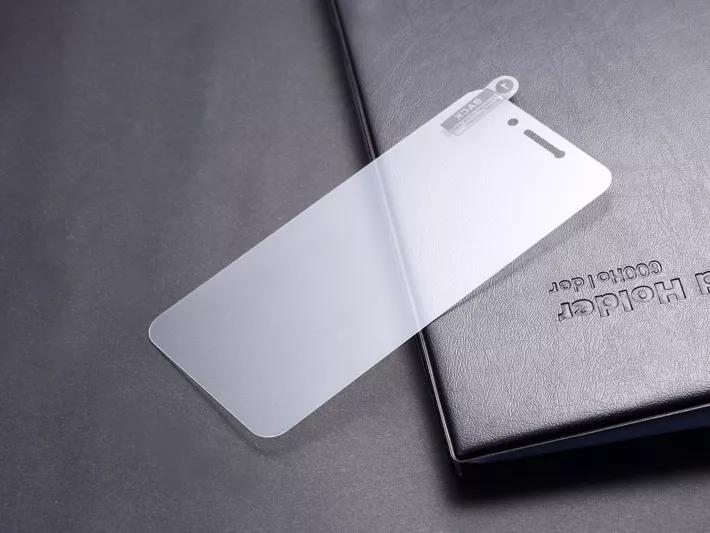 手机防蓝光调到最高好吗,手机贴防蓝光膜有用吗