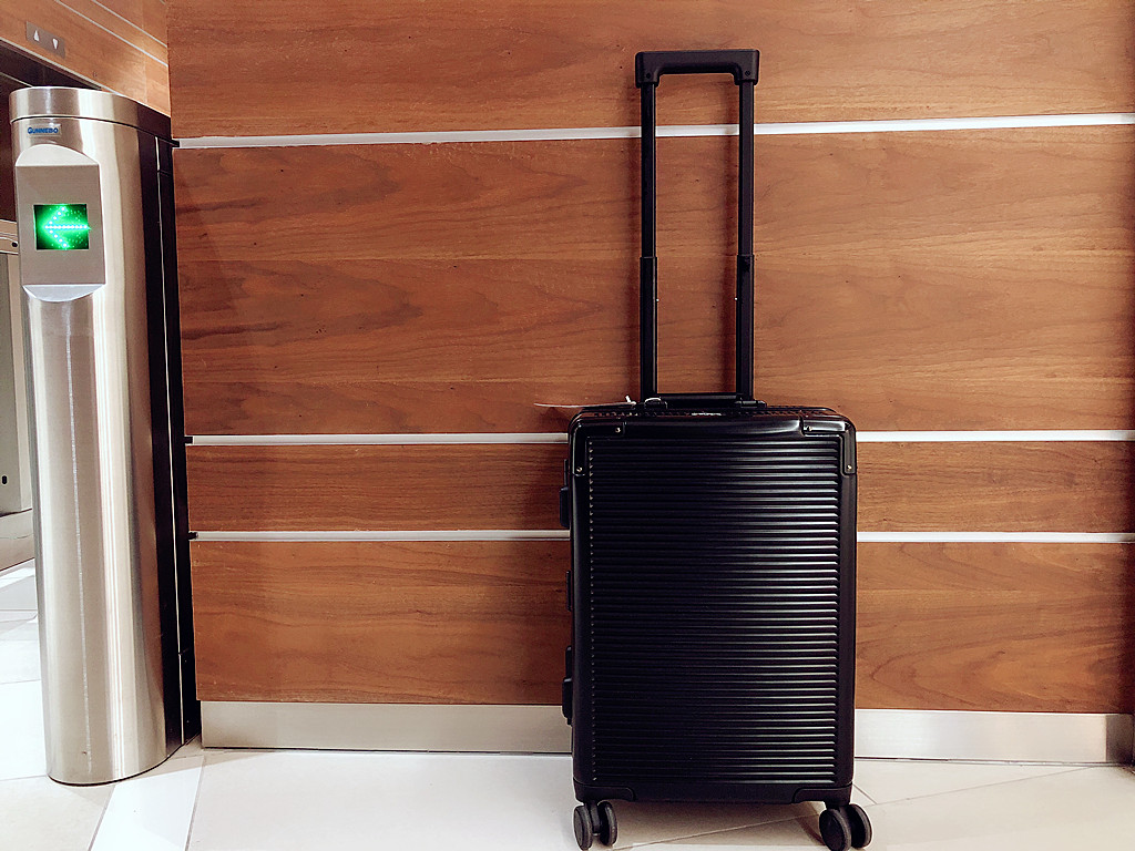 铝框登机箱推荐,荣耀登机箱