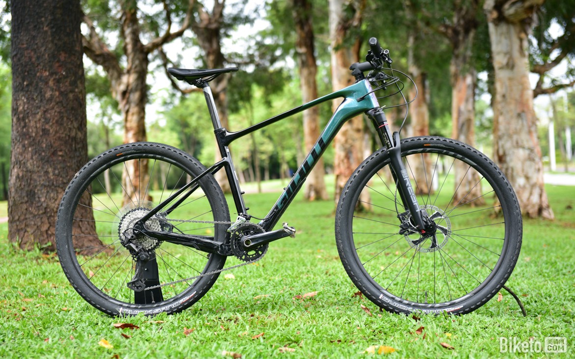 迅捷战驹捷安特XTCADVANCED1山地车评测