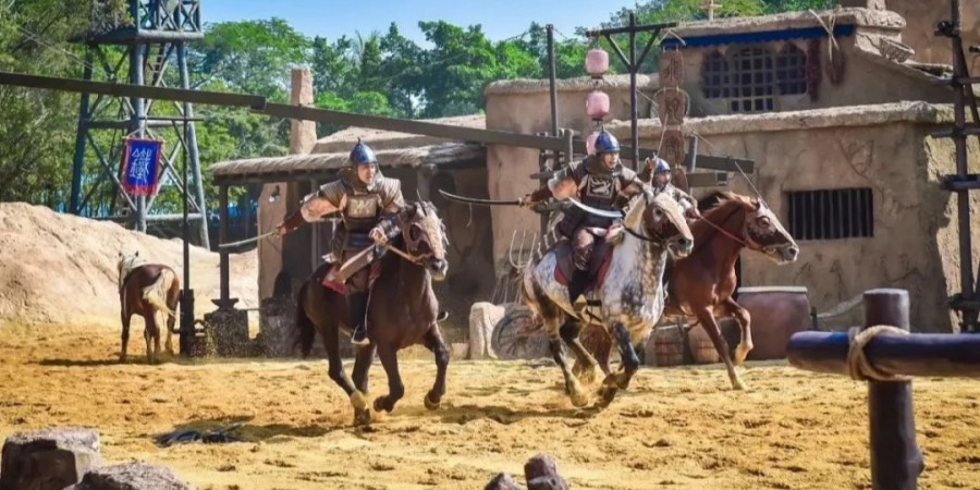 锦绣中华泼水节夜场泼水,锦绣中华泼水节泼水几点开始